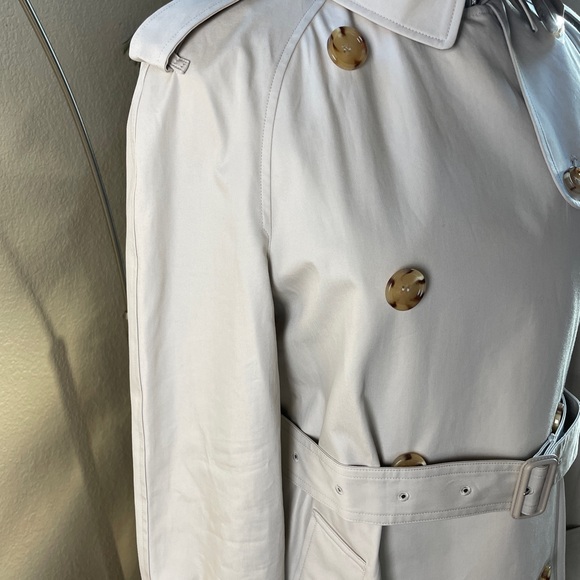 Burberry Classic Beige Trench Coat US4 - Picture 5 of 10
